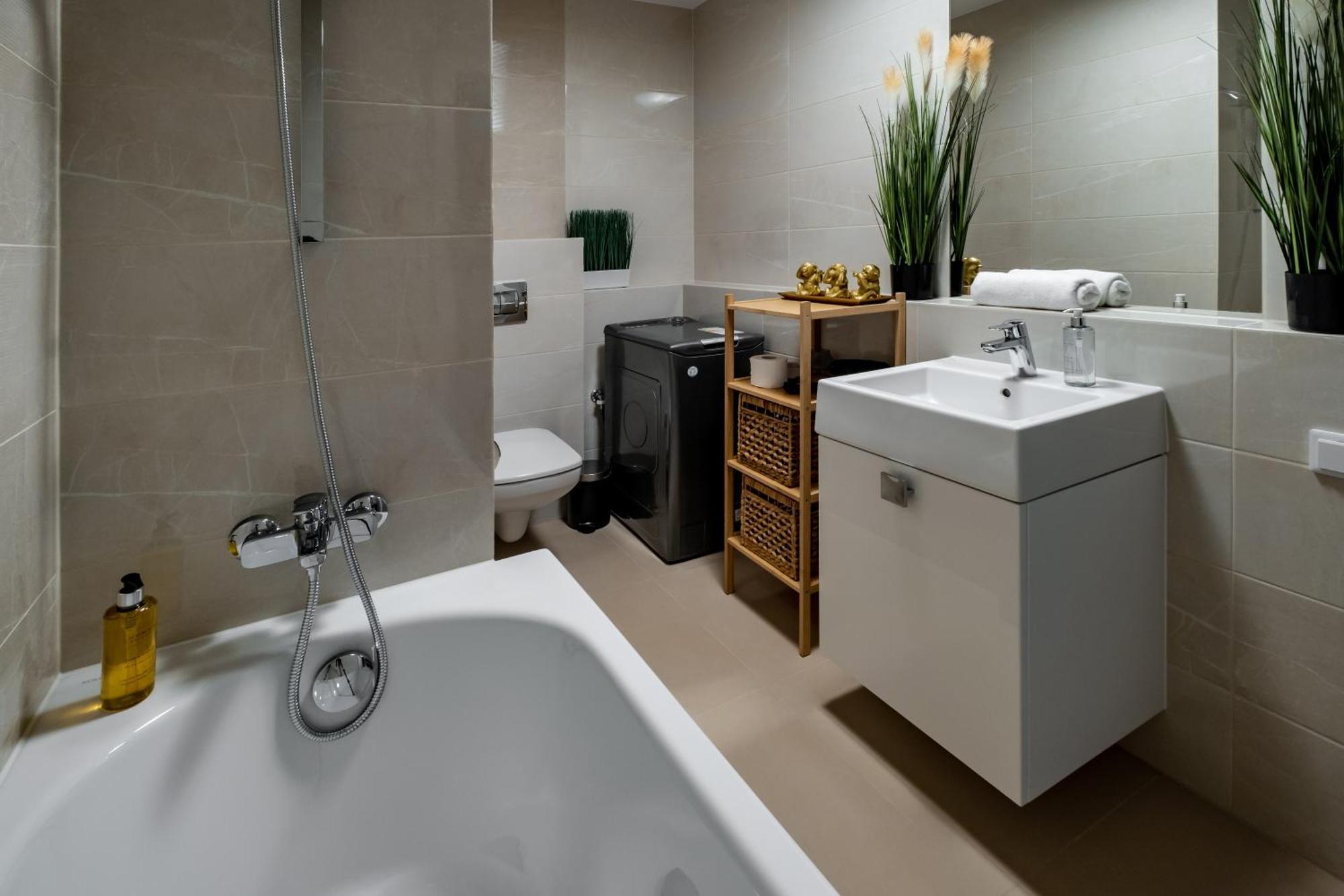 Rentplanet - Atal Square Apartament *