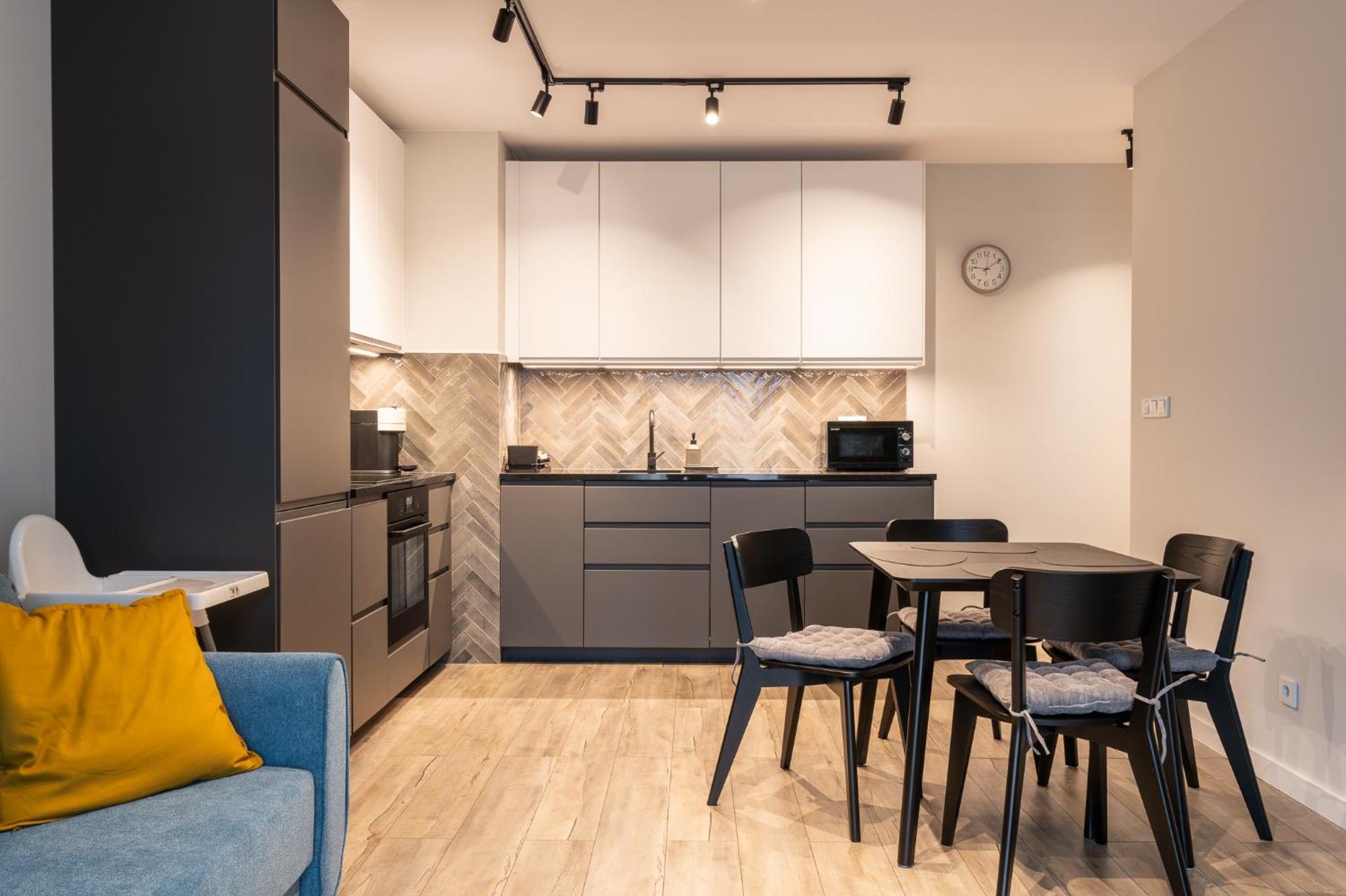 Apartament Rentplanet - Atal Square