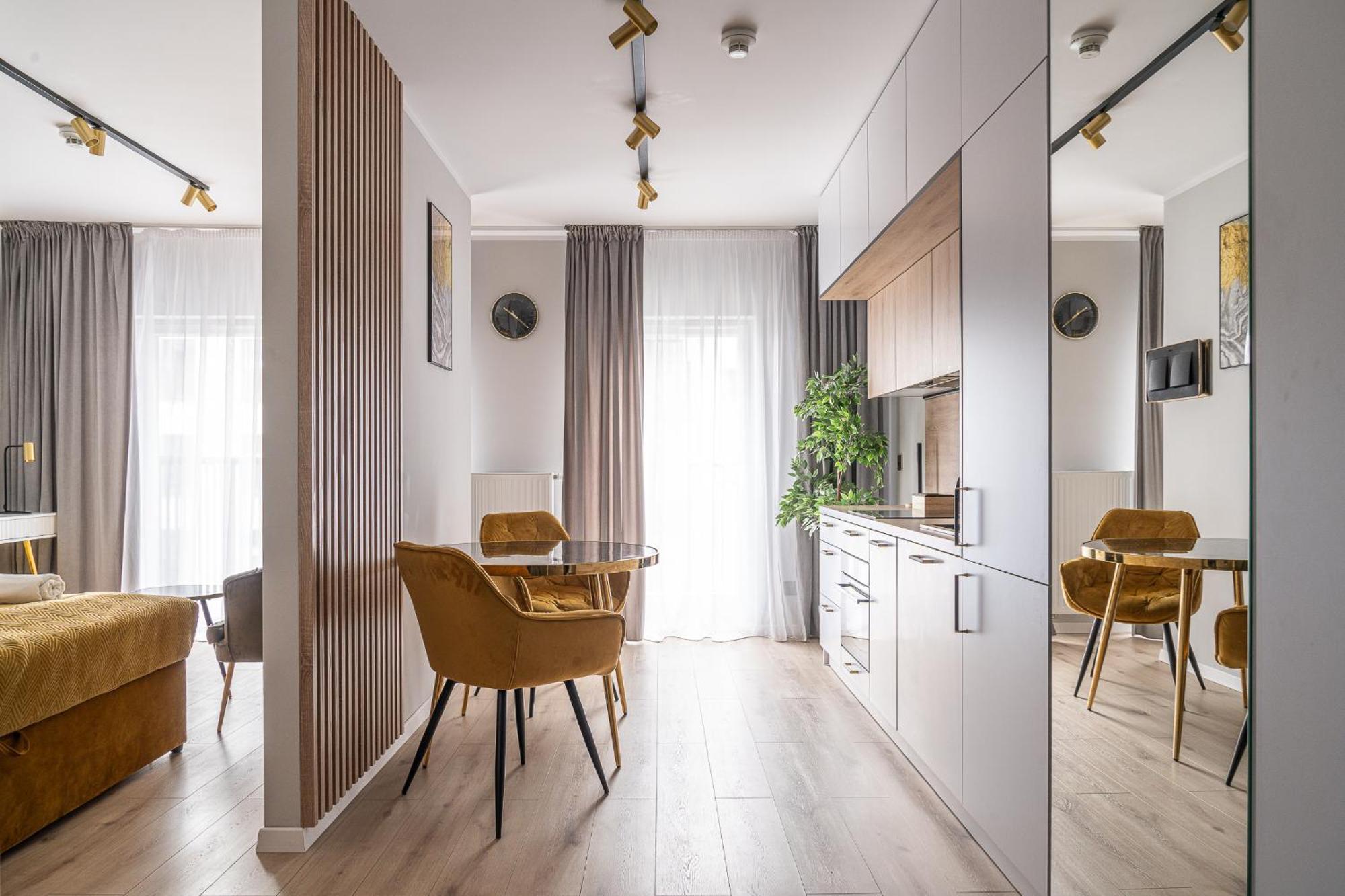 Rentplanet - Atal Square Apartament *